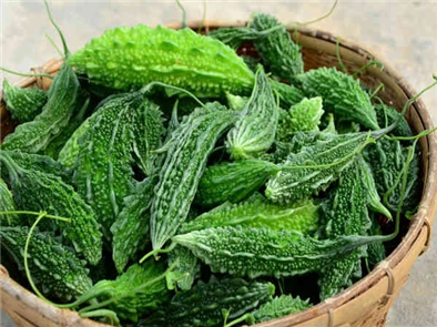 Những cách trị mụn ẩn bằng mướp đắng hiệu quả trong 1 tuần